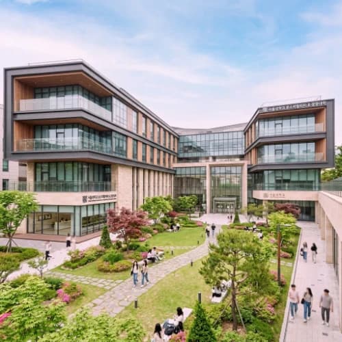 Khuôn viên Đại học Sejong (세종대학교) ở Seoul, Hàn Quốc